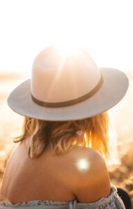 women straw panama hat