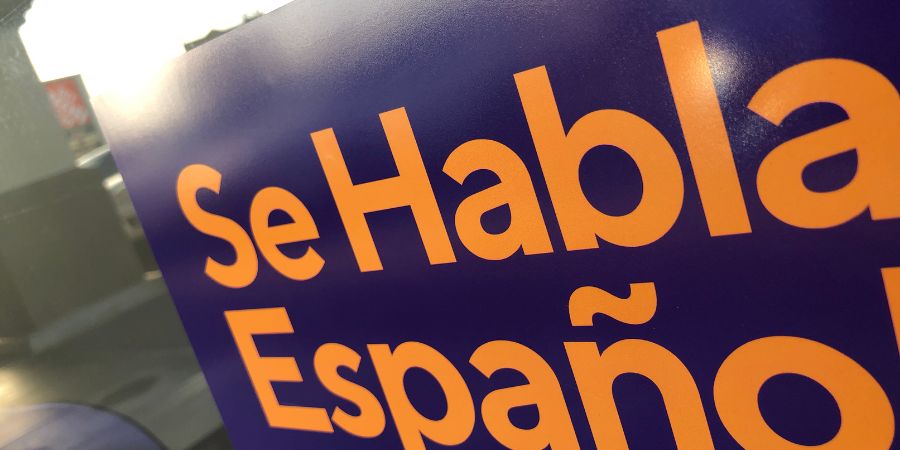 do you need spanish in panama city